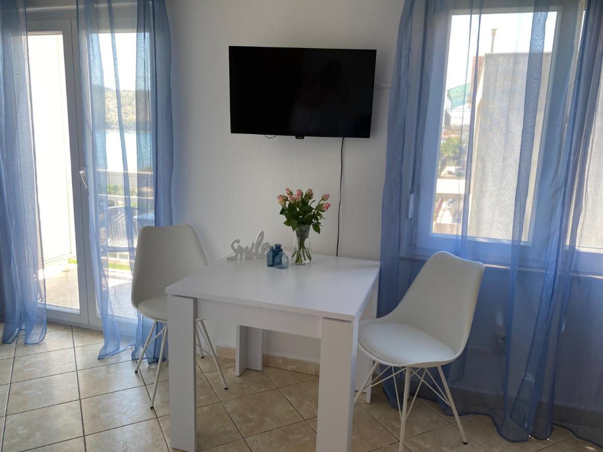 Studio Apartments M&N Trogir Exterior foto