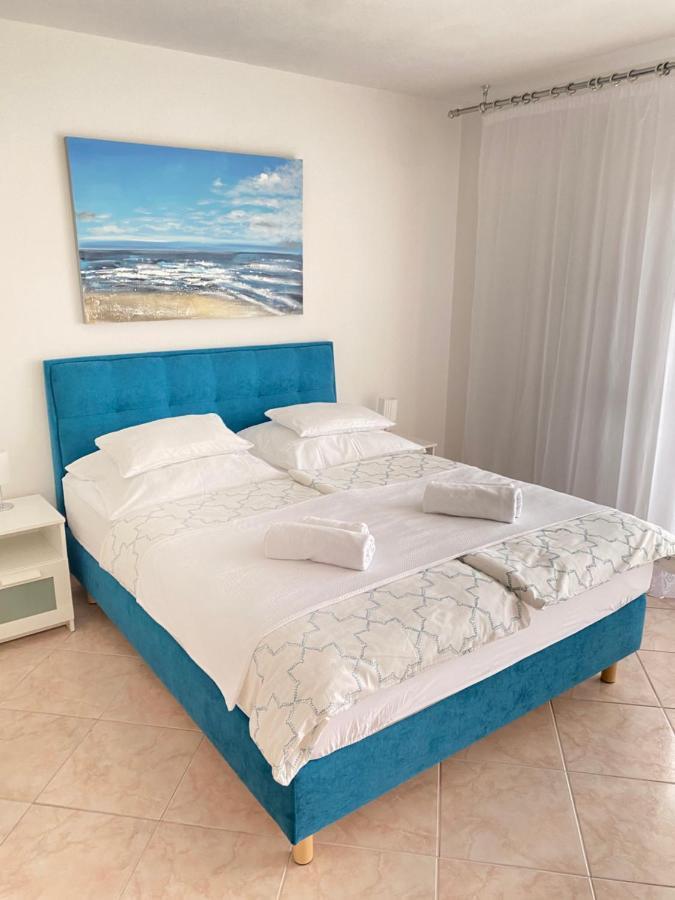 Studio Apartments M&N Trogir Exterior foto