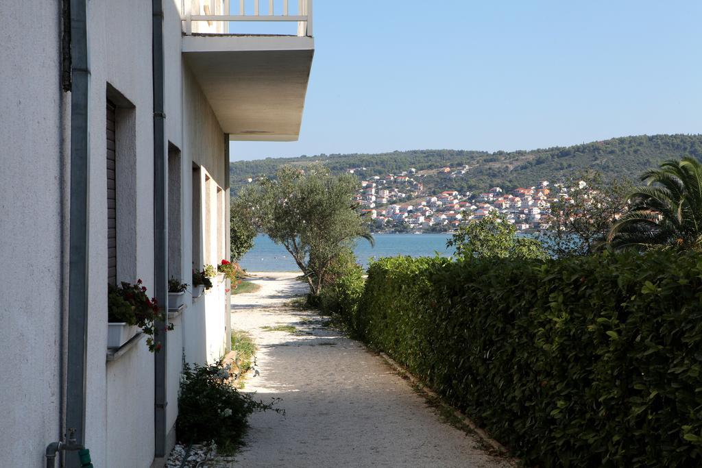 Studio Apartments M&N Trogir Exterior foto