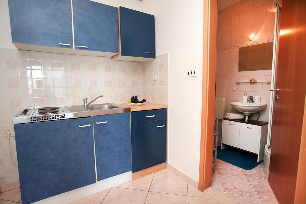 Studio Apartments M&N Trogir Exterior foto