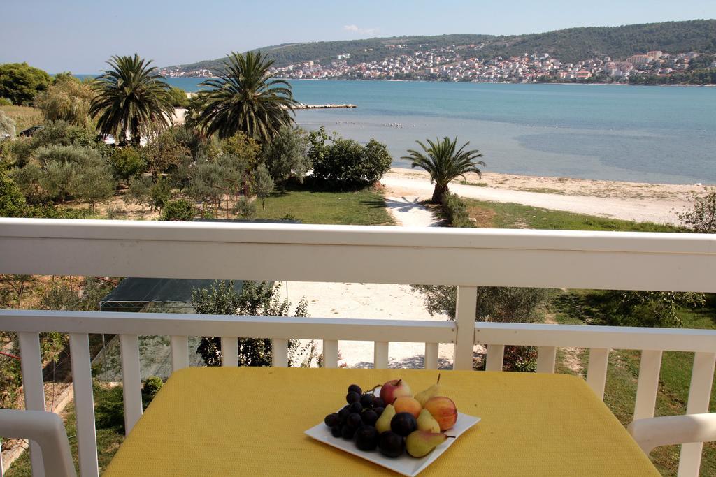 Studio Apartments M&N Trogir Exterior foto